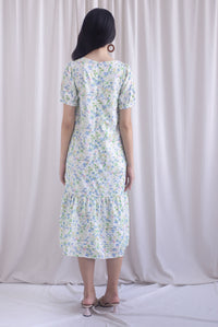 Antoinette Sashed Pintuck Hem Maxi Dress In White Floral