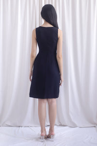 Bethany Pleated Waist Shealth Work Dress In Black