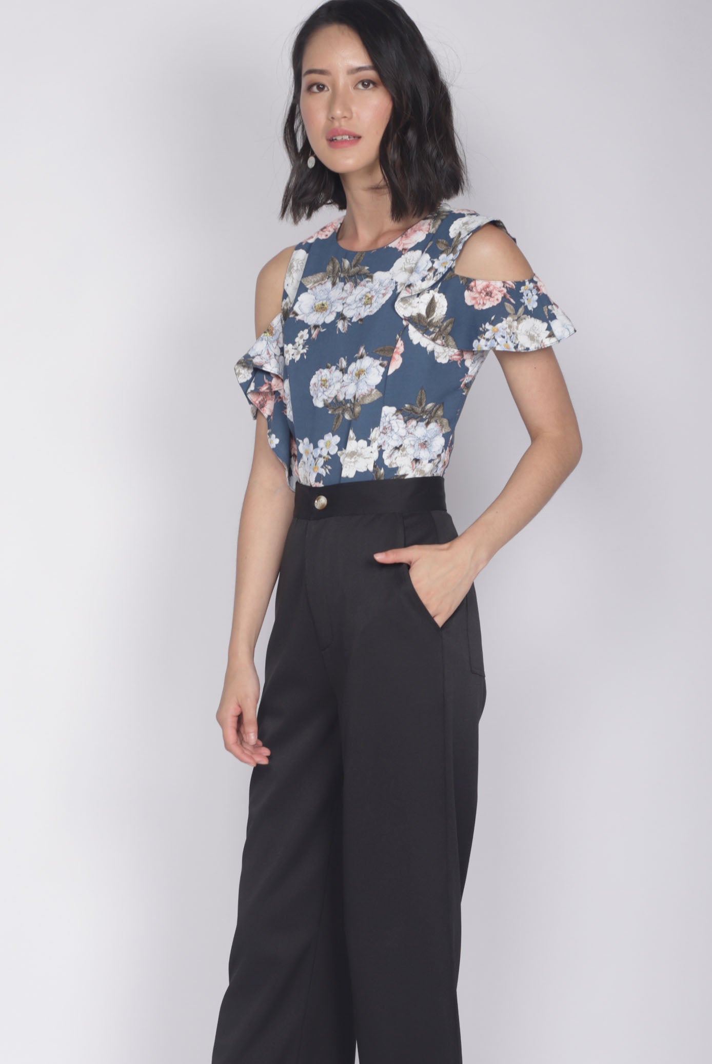 *Premium* Christie Ruffle Floral Top In Blue