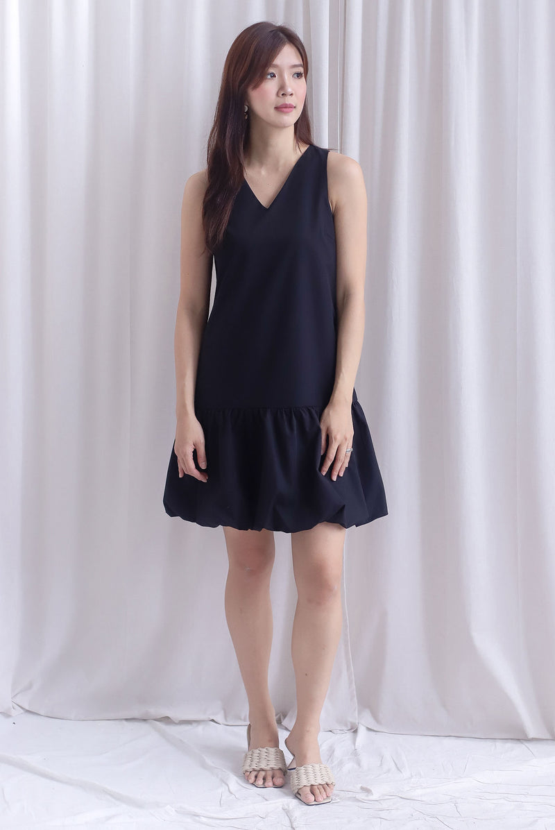 Agnella Balloon Hem Babydoll Dress In Black