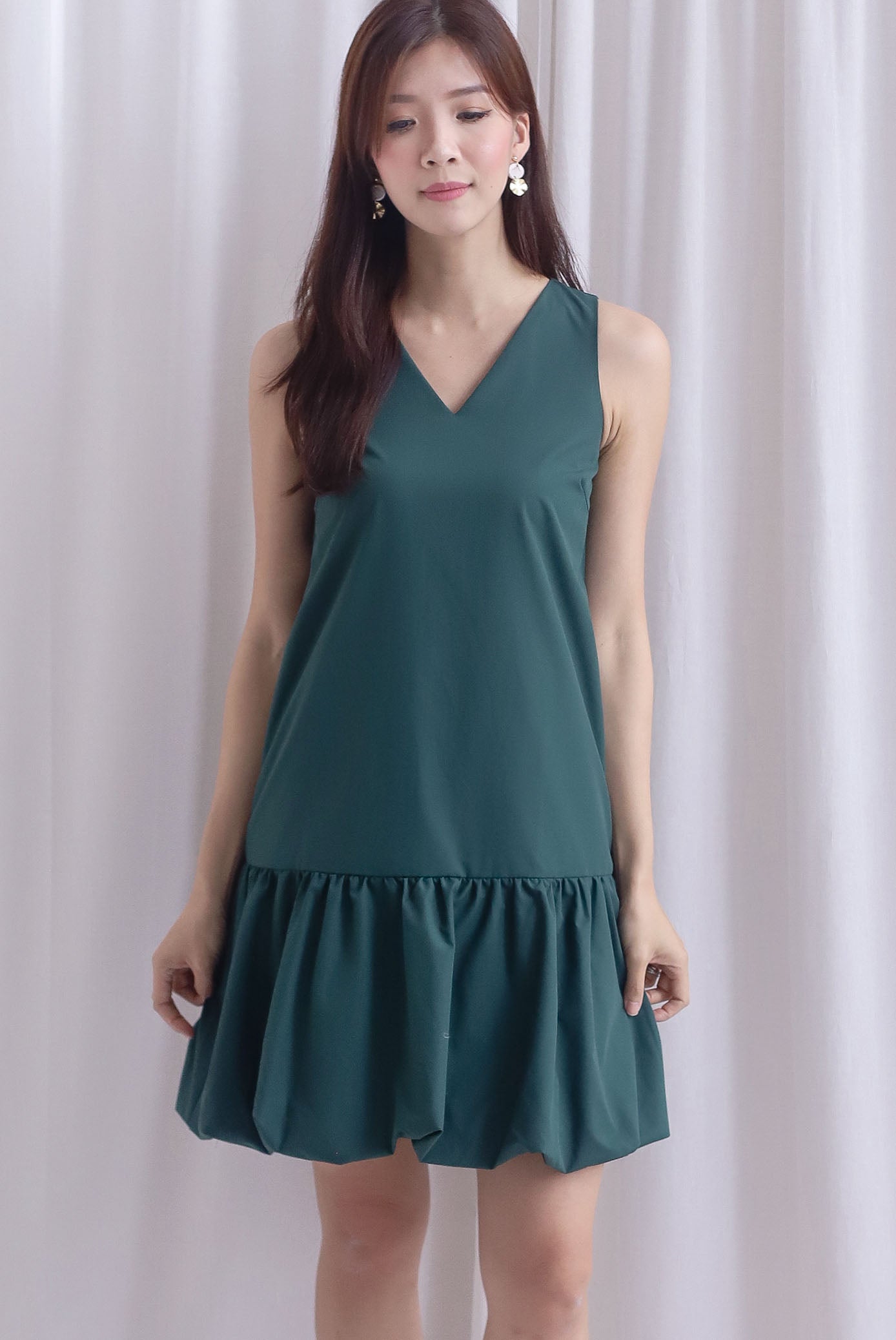 Agnella Balloon Hem Babydoll Dress In Forest Green