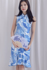 Akemi Scallop Oriental Collar Scallop Dress In Blue