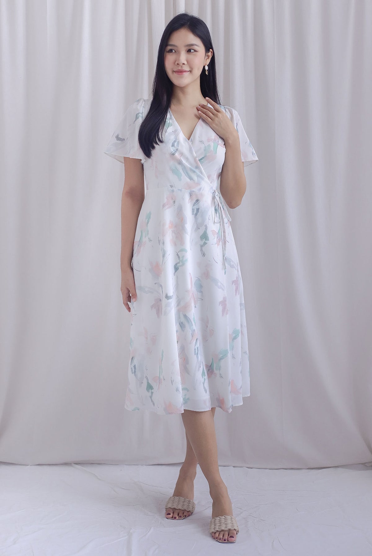 Amelia Brushstroke Sleeved Wrap Dress in Pink/Green