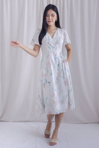 Amelia Brushstroke Sleeved Wrap Dress in Pink/Green