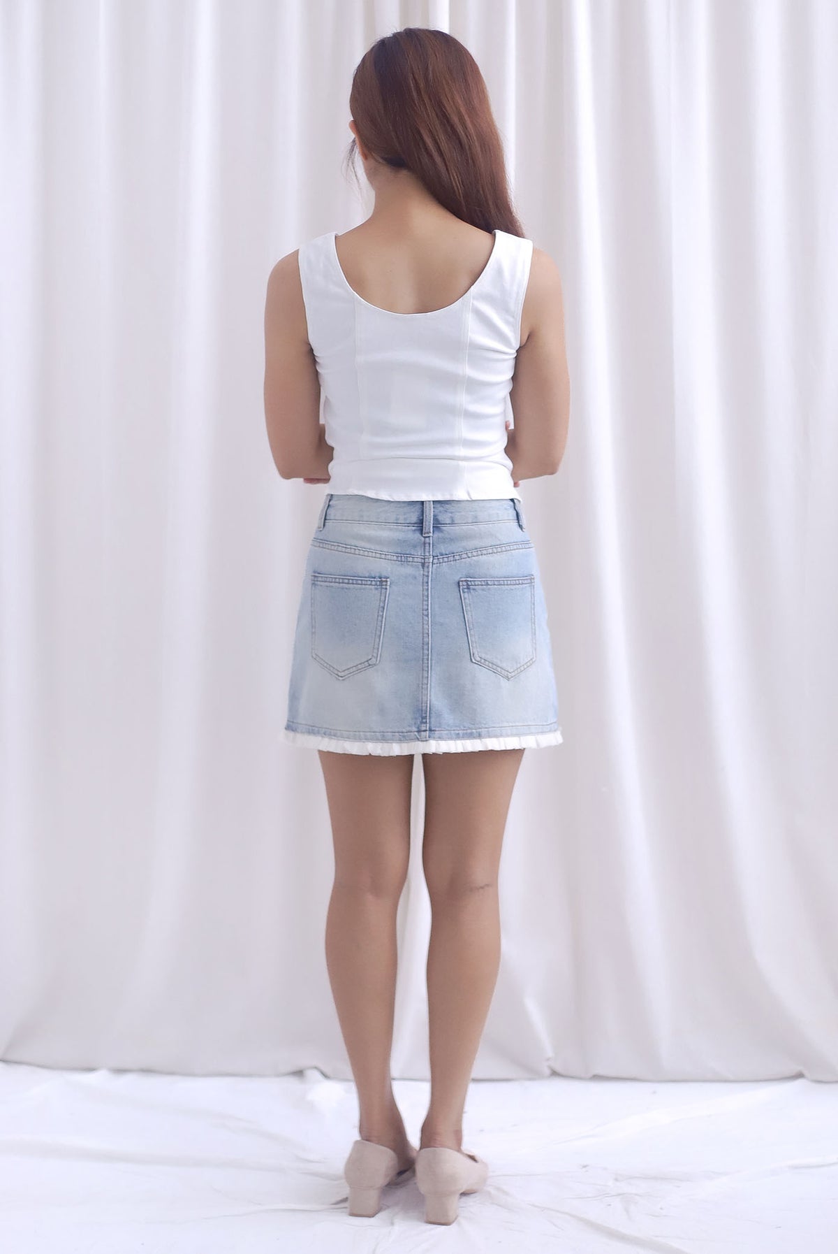 Anastasia Pleated Trim Denim Skirt In Light Wash