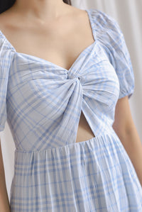 Annalie Knot Cut Out Puffy Sleeve Midi Dress In Plaids