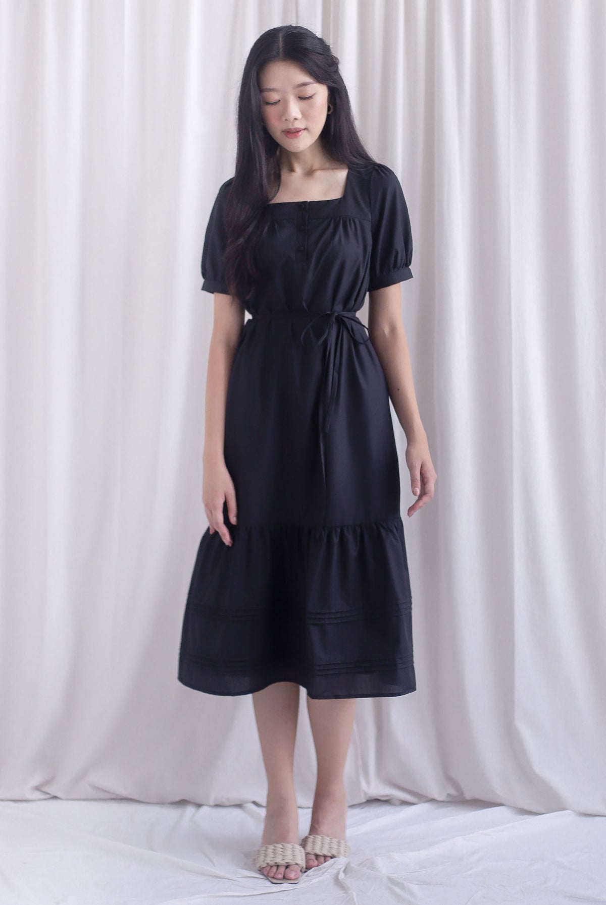 Antoinette Sashed Pintuck Hem Maxi Dress In Black