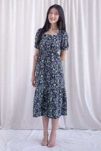 Antoinette Sashed Pintuck Hem Maxi Dress In Black Floral