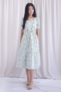 Antoinette Sashed Pintuck Hem Maxi Dress In White Floral