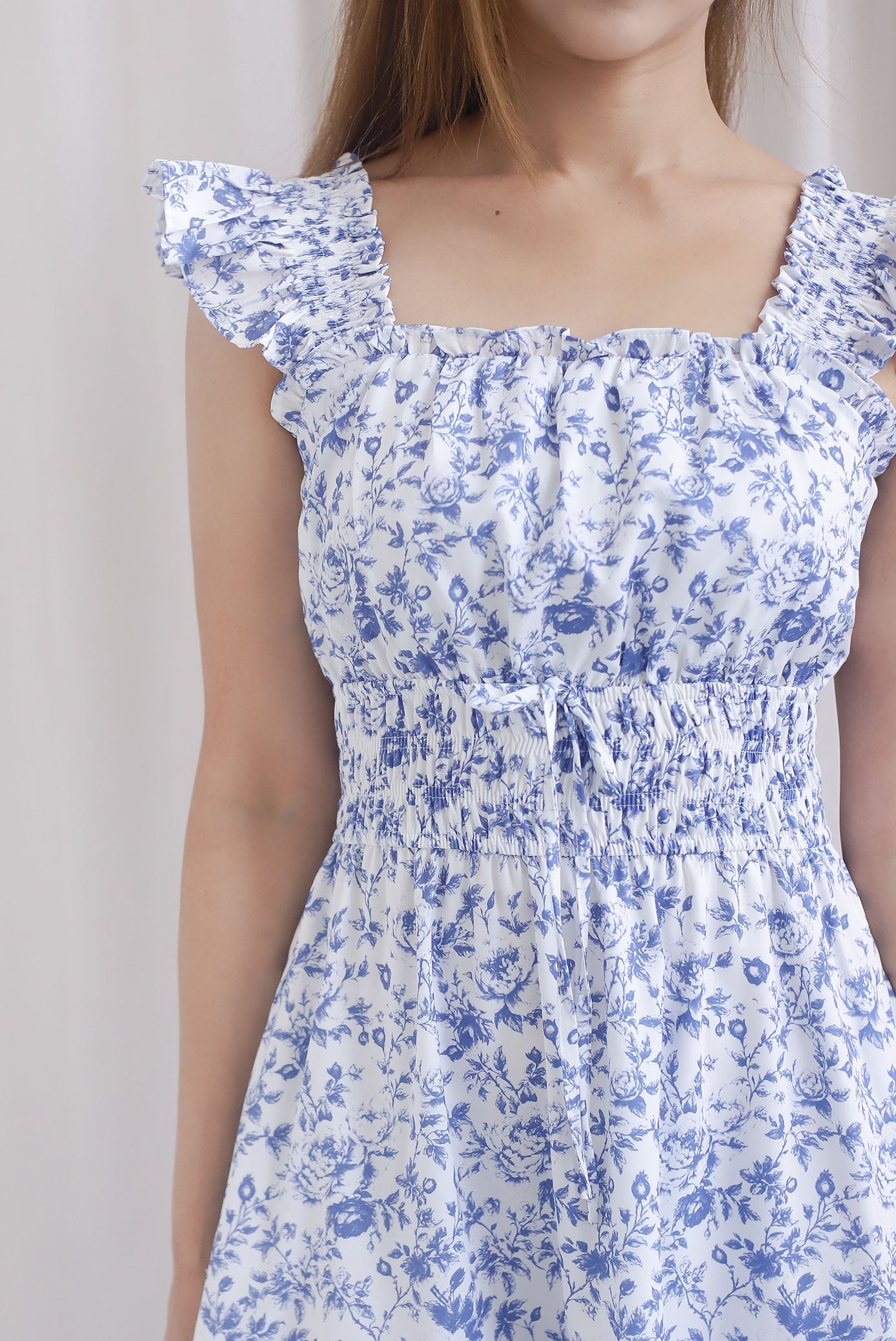 Aurell Thick Waist Ruffle Sleeve Maxi Dress In Blue Floral