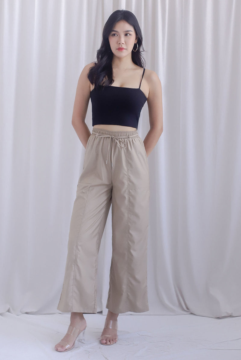 Becca Relaxed Pants In Khaki