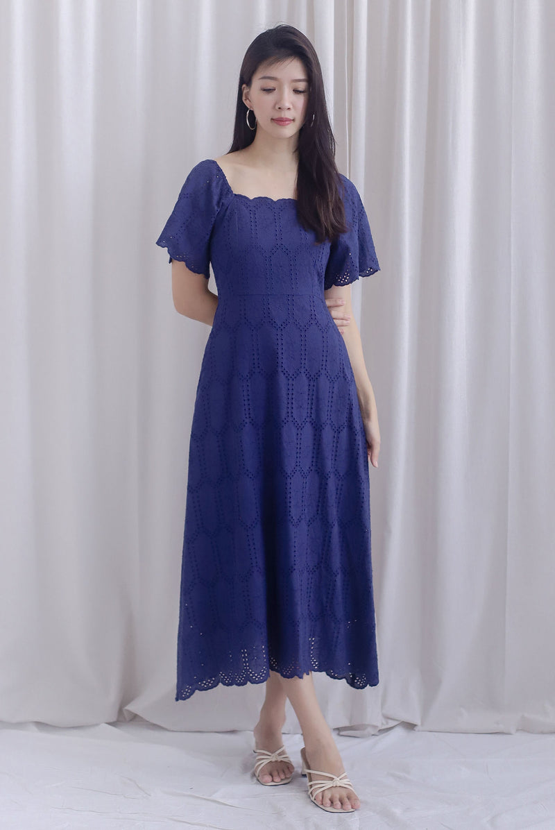 Beckett Scallop Hem Eyelet Sleeved Dress In Navy Blue