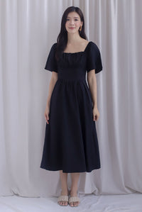 Beryl Ruched Empire Waist Sleeved Dress In Black