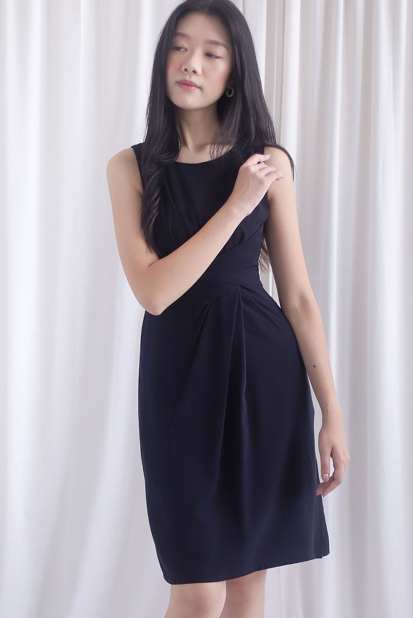 Bethany Pleated Waist Shealth Work Dress In Black