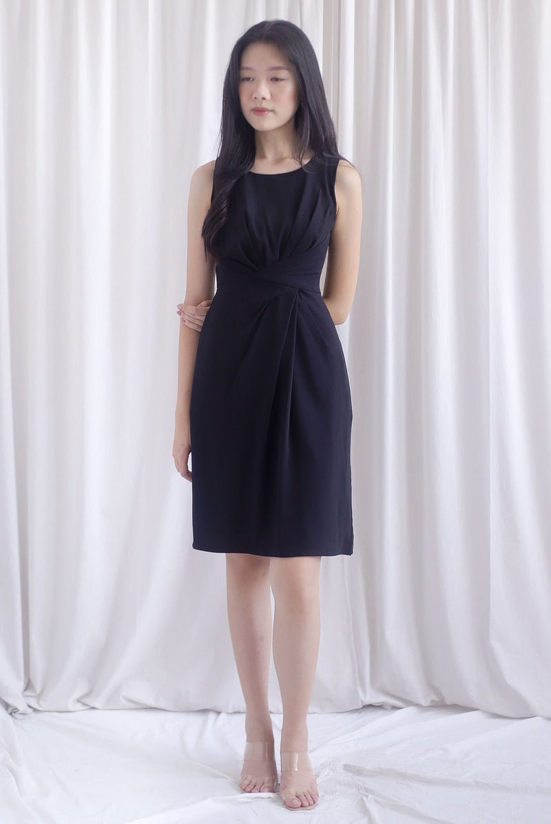 Bethany Pleated Waist Shealth Work Dress In Black