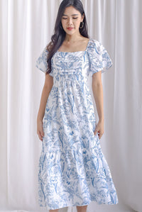 Bevelia Flutter Sleeve Pleated Maxi Dress In Teal Porcelain
