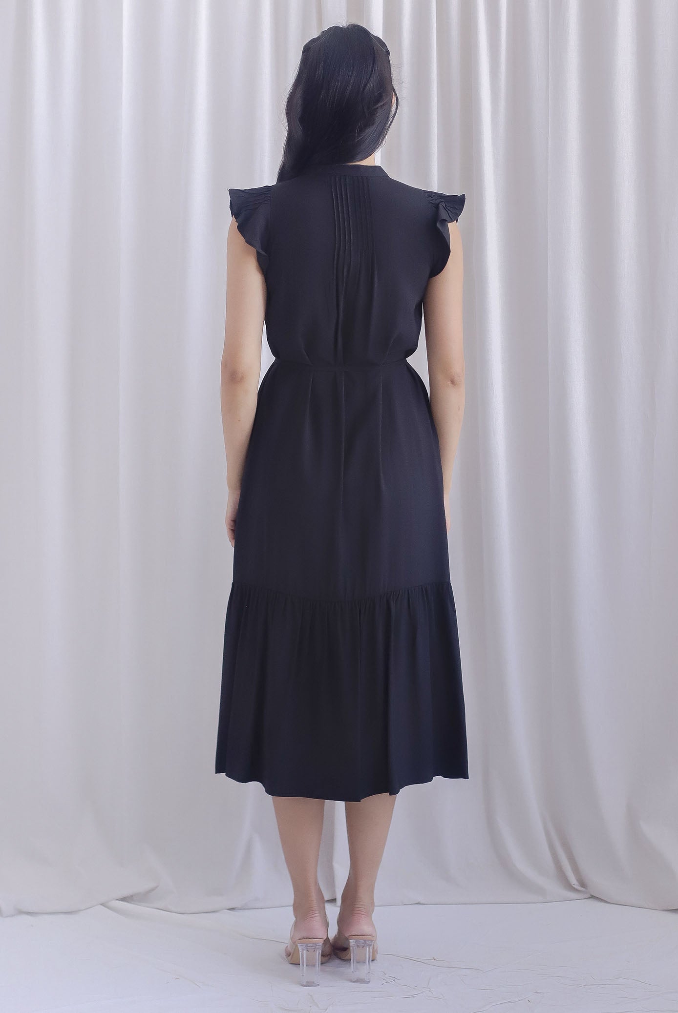 Breen Pleated Frill Sleeve Buttons Dress In Black