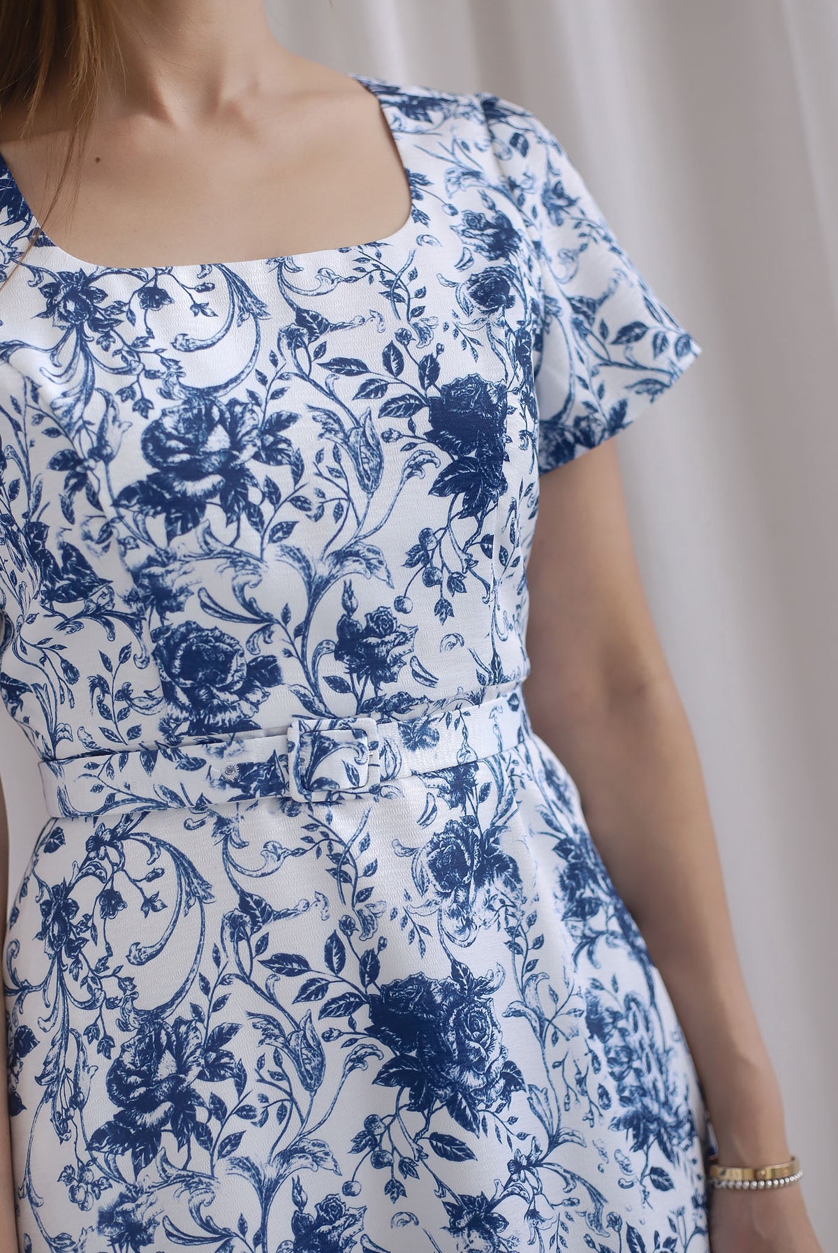 Celia Square Neckline Belted Skater Dress In Porcelain