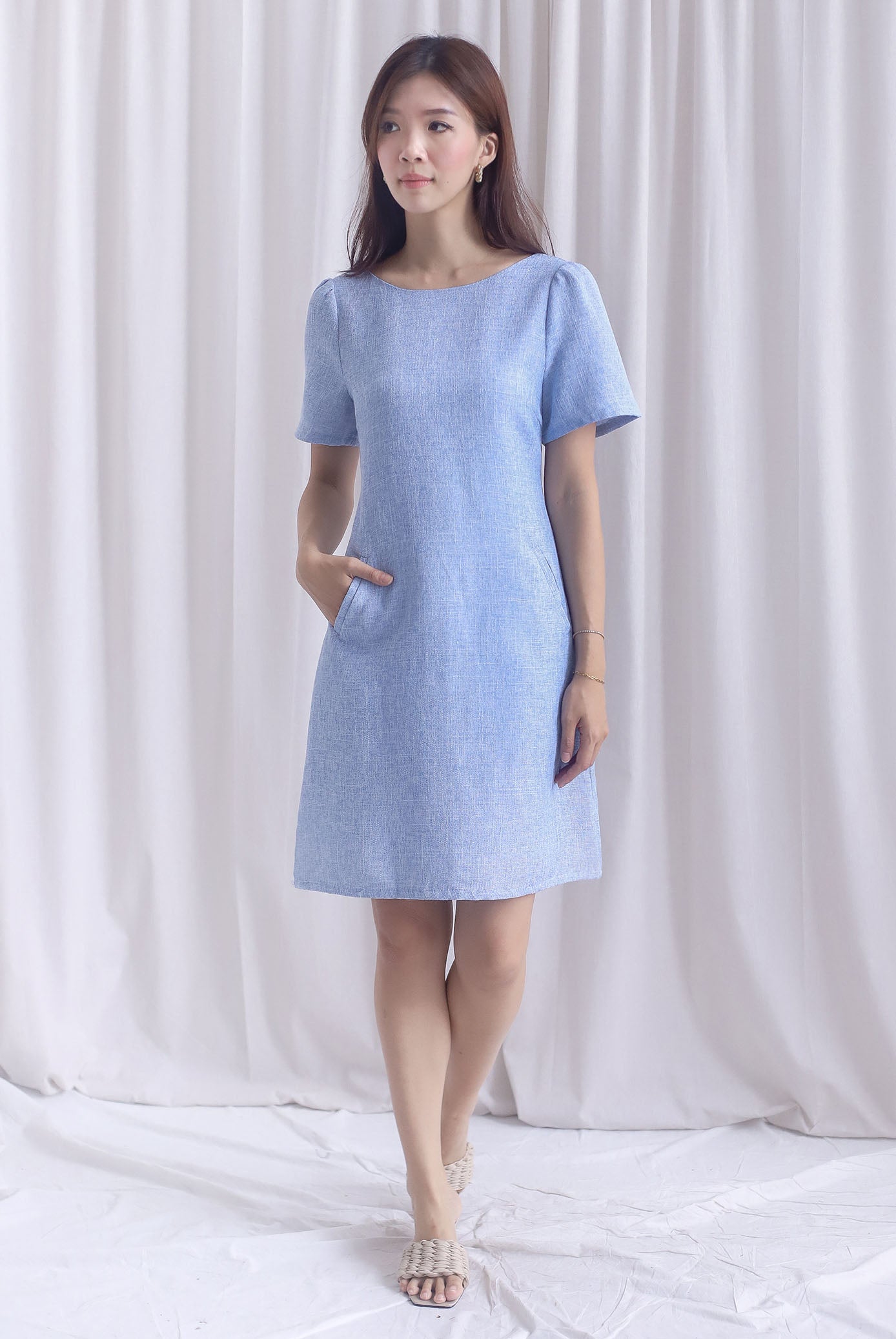 Charmaine Sleeved Wide Neckline Tweed Shift Dress In Blue