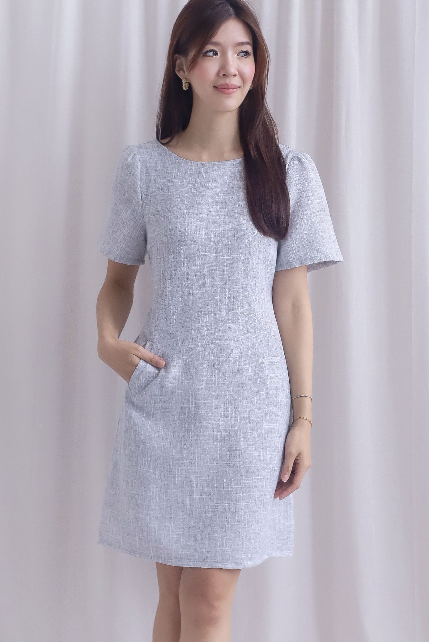 Charmaine Sleeved Wide Neckline Tweed Shift Dress In Grey - Size XS Charmaine Sleeved Wide Neckline Tweed Shift Dress In Grey - Size XS