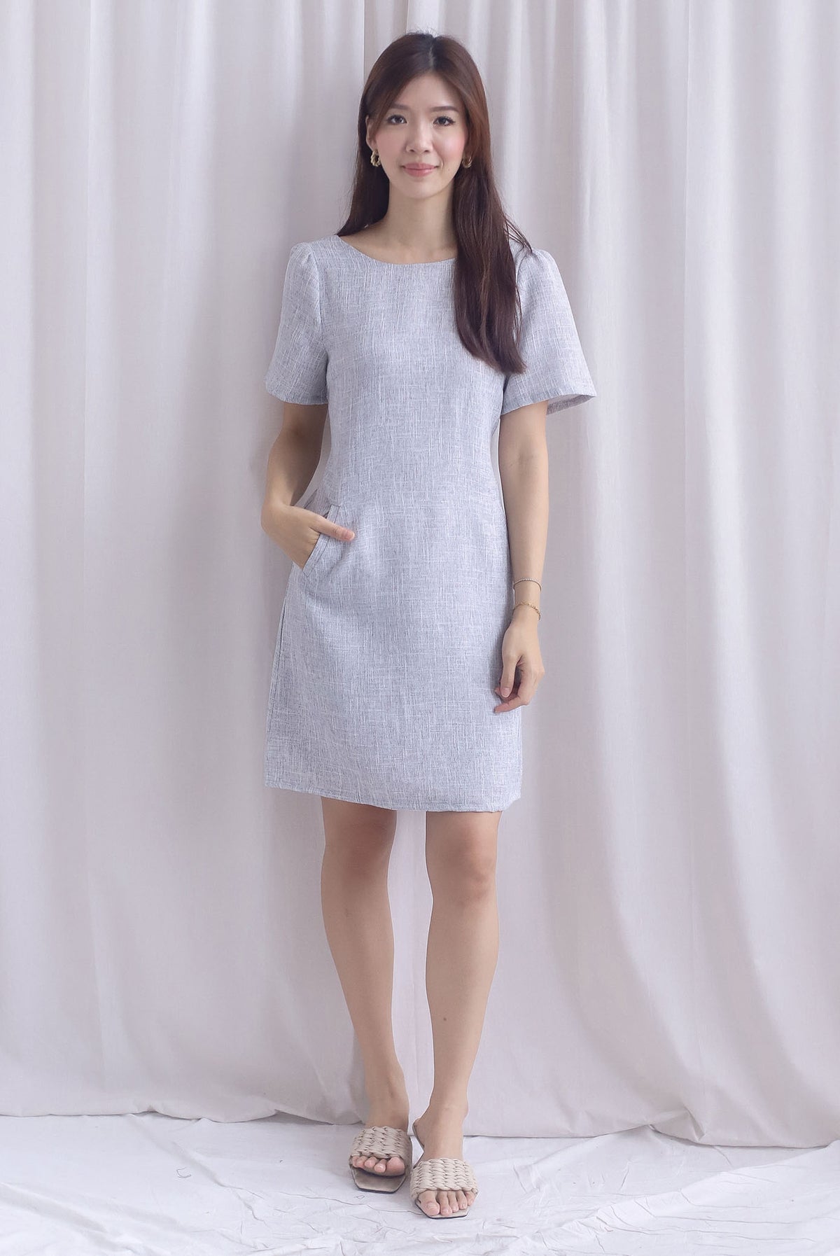 Charmaine Sleeved Wide Neckline Tweed Shift Dress In Grey