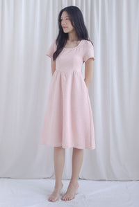 Chelle Tweed V Wastline Midi Skater Dress In Pink