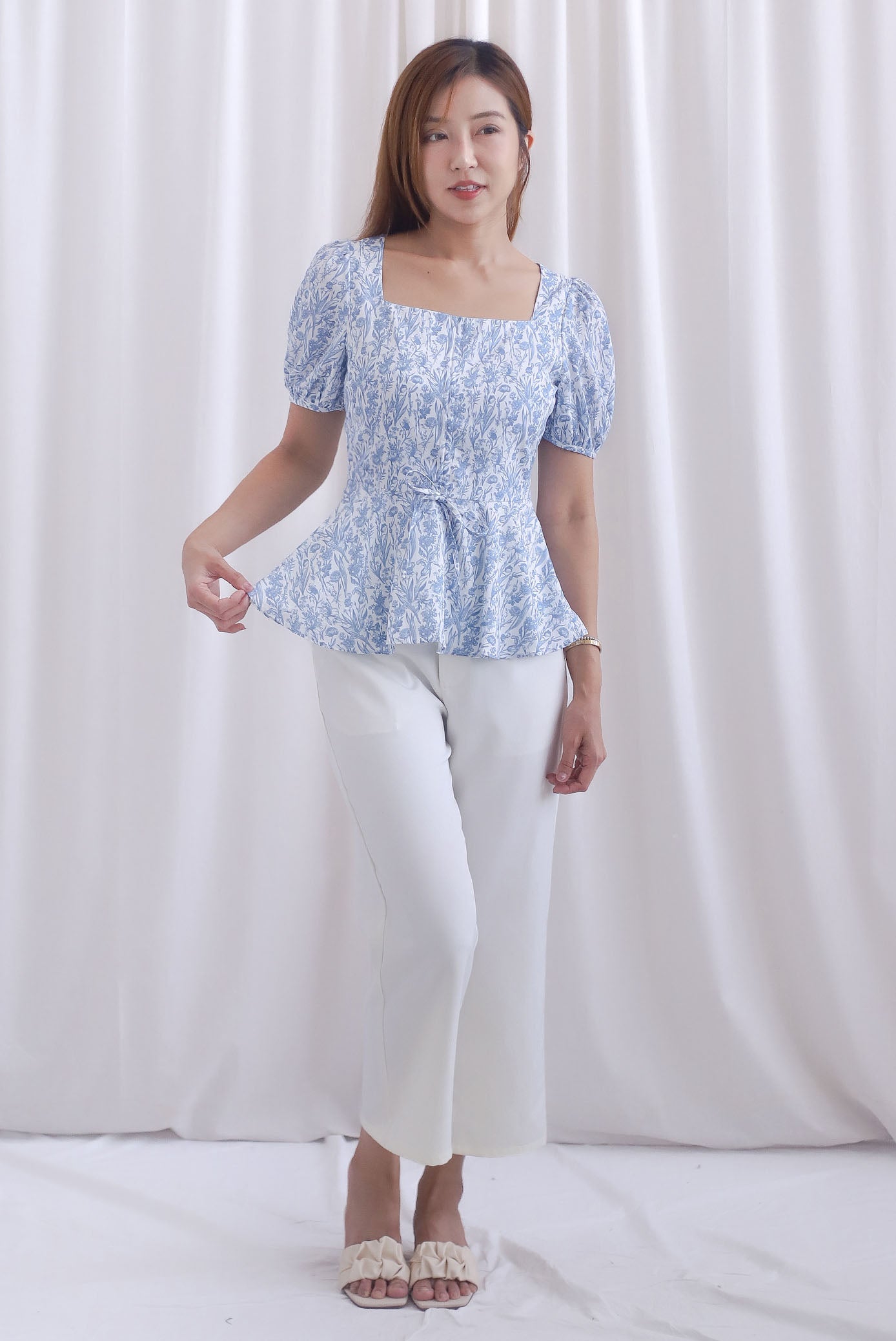 [BY TDC LABEL] Cheri Ruching Peplum Top In Blue Floral