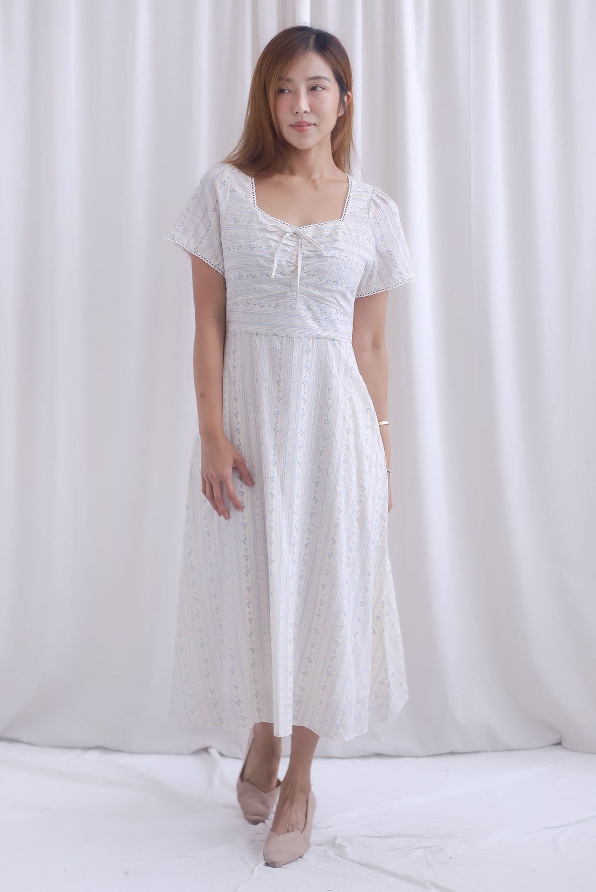Clarisse Sleeved Lattice Trim Ruched Midi Dress In Lattice Floral