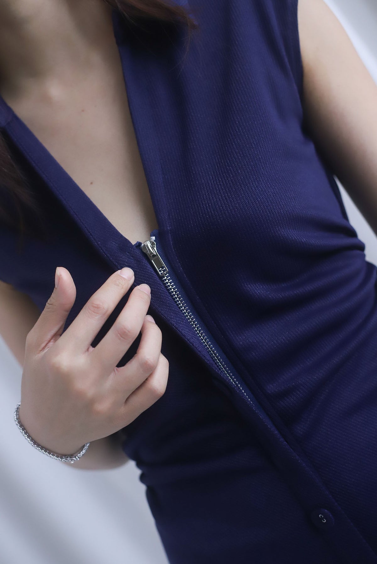 Daphne Collar Front Zip Ruched Dress In Navy Blue