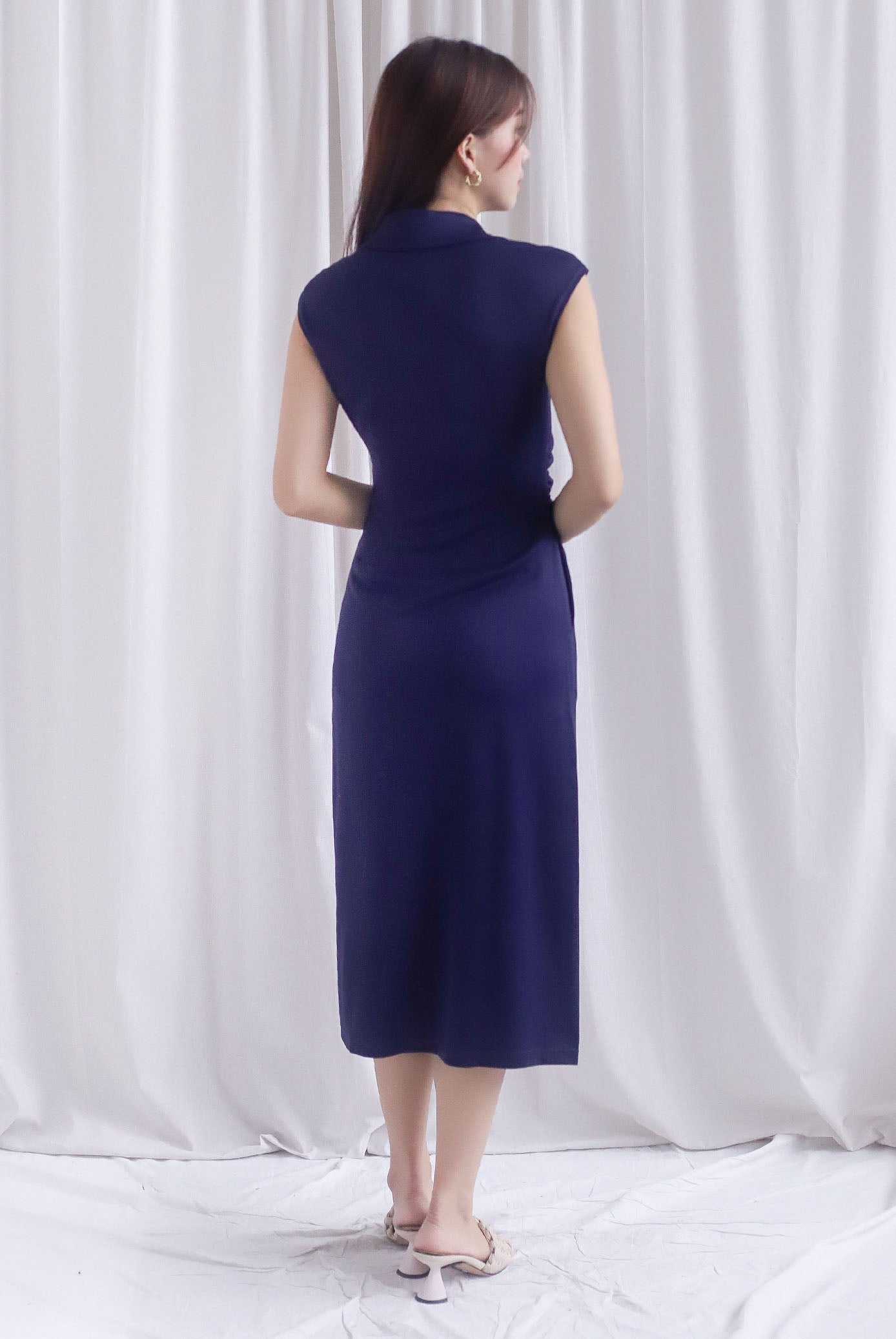 Daphne Collar Front Zip Ruched Dress In Navy Blue