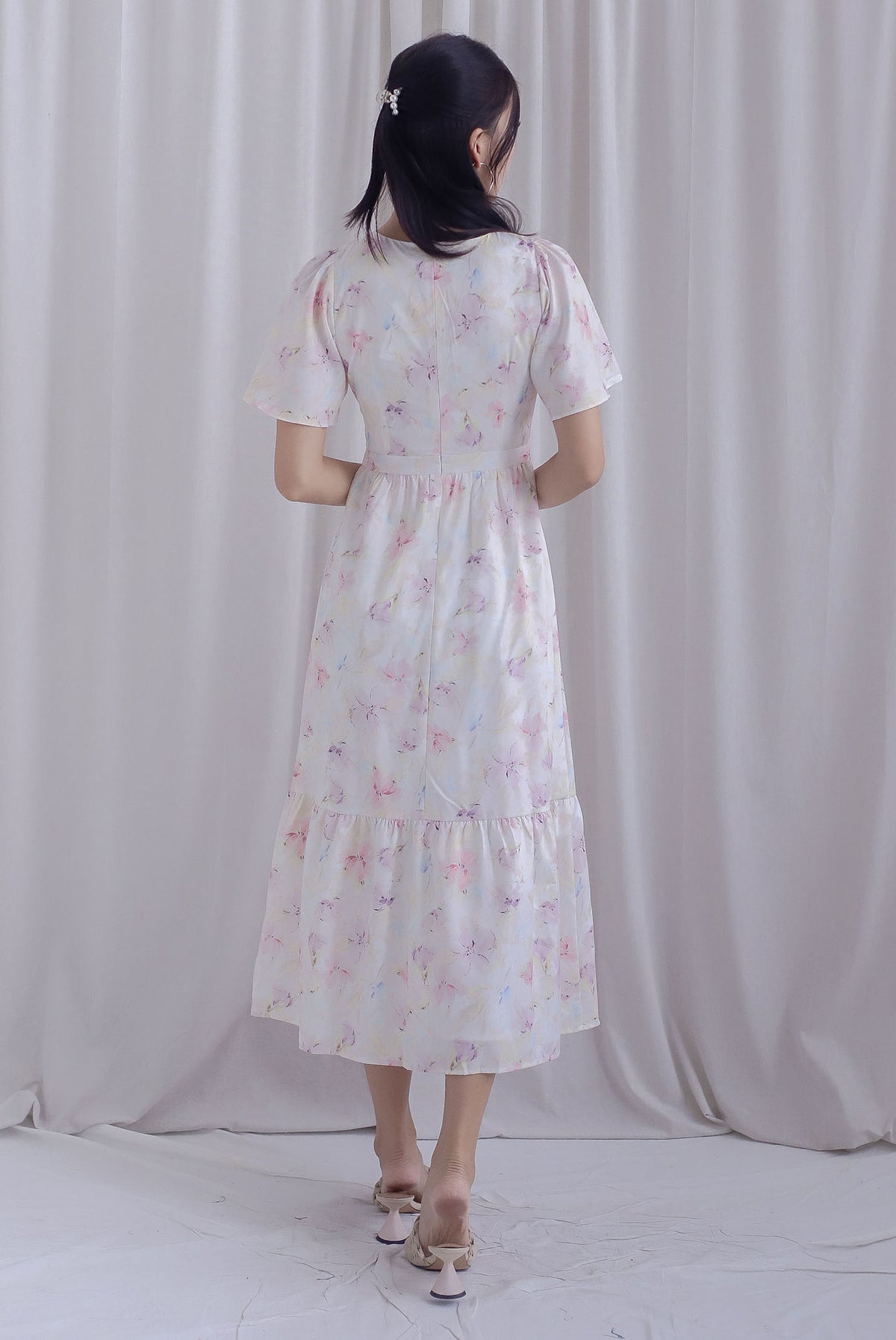 Dora Floral Flutter Sleeve Knot Midi Dress In White/Pink – The Design ...