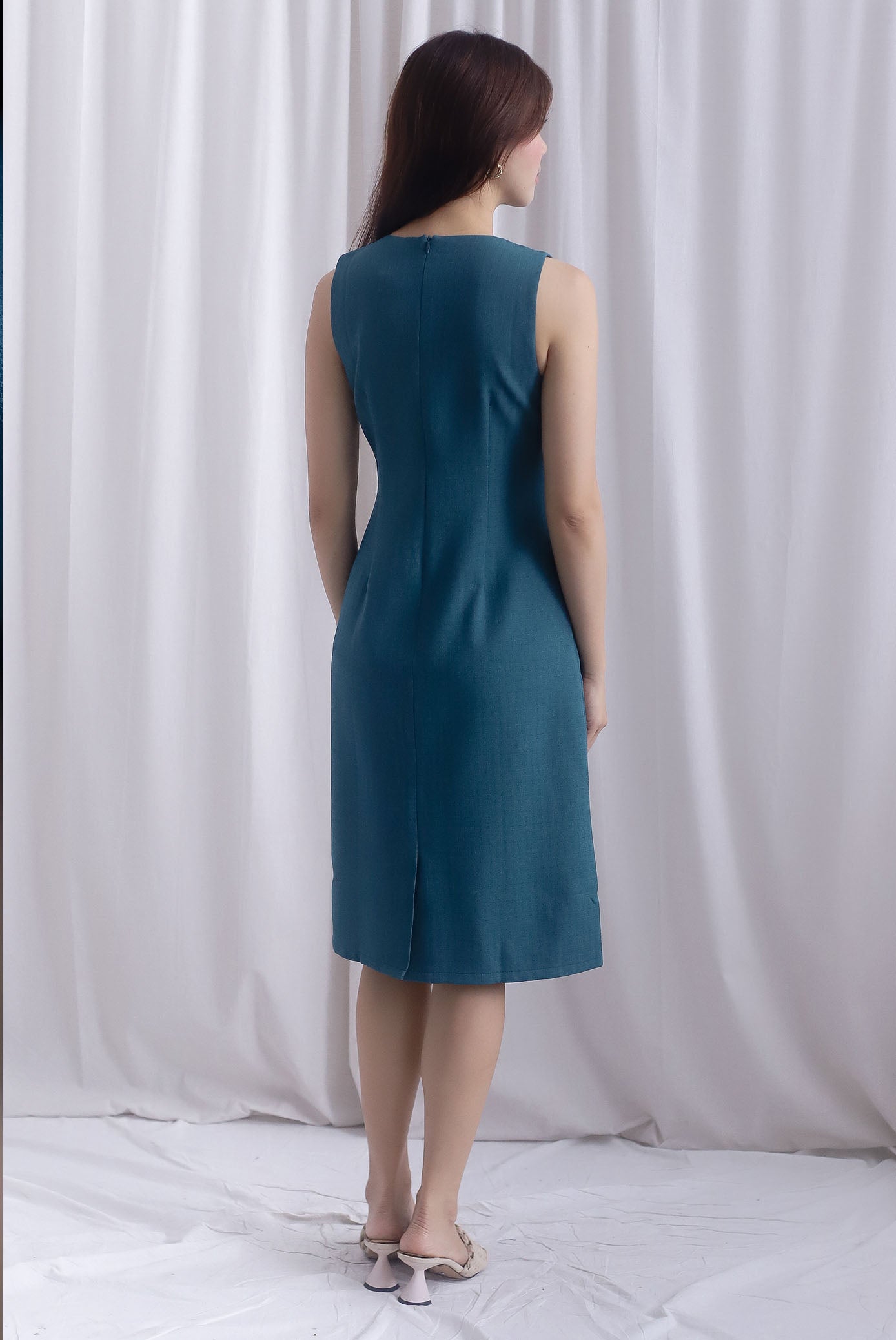 *Restocked* Dulce Gold Buttons Tweed Work Dress In Forest Green