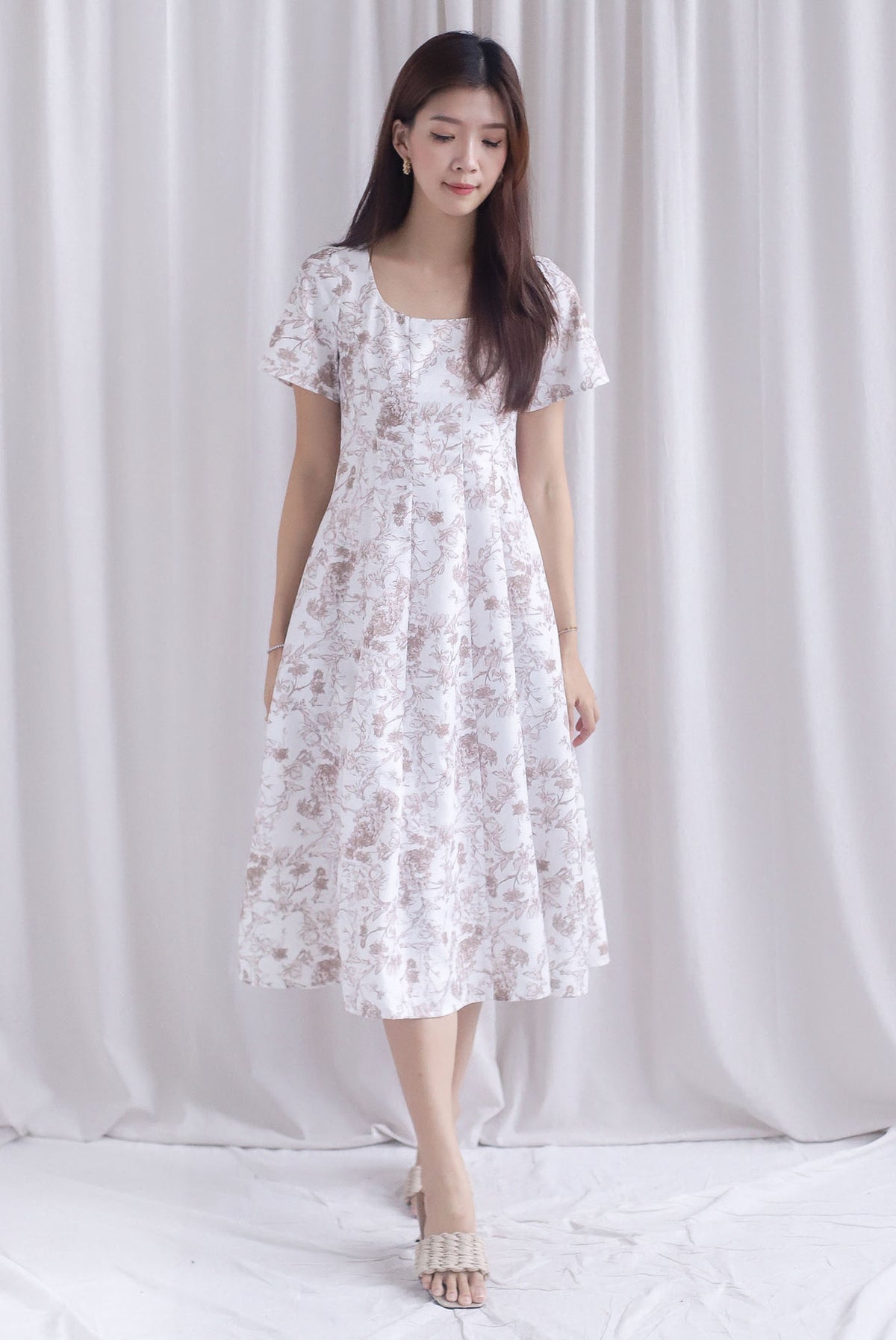 Efisio Porcelain Sleeved Seam Midi Dress In Brown