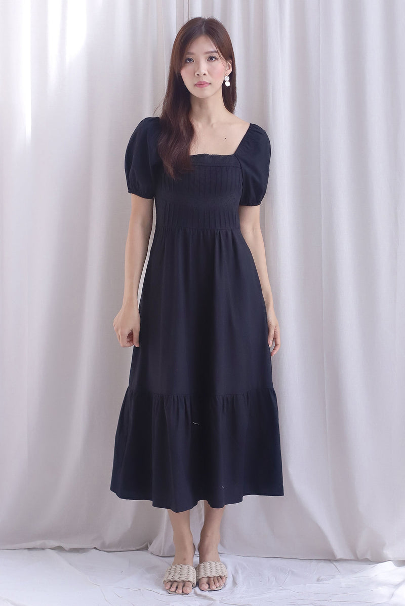 Elfrida Puffy Sleeve Lattice Pintuck Midi Dress In Black