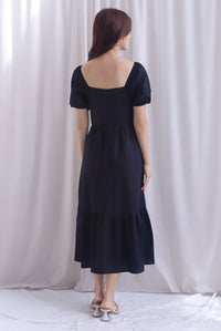 Elfrida Puffy Sleeve Lattice Pintuck Midi Dress In Black