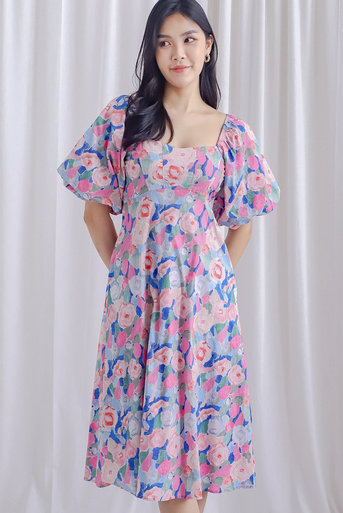 Ellie Puffy Sleeve Seam Bustier Midi Dress In Pink Floral