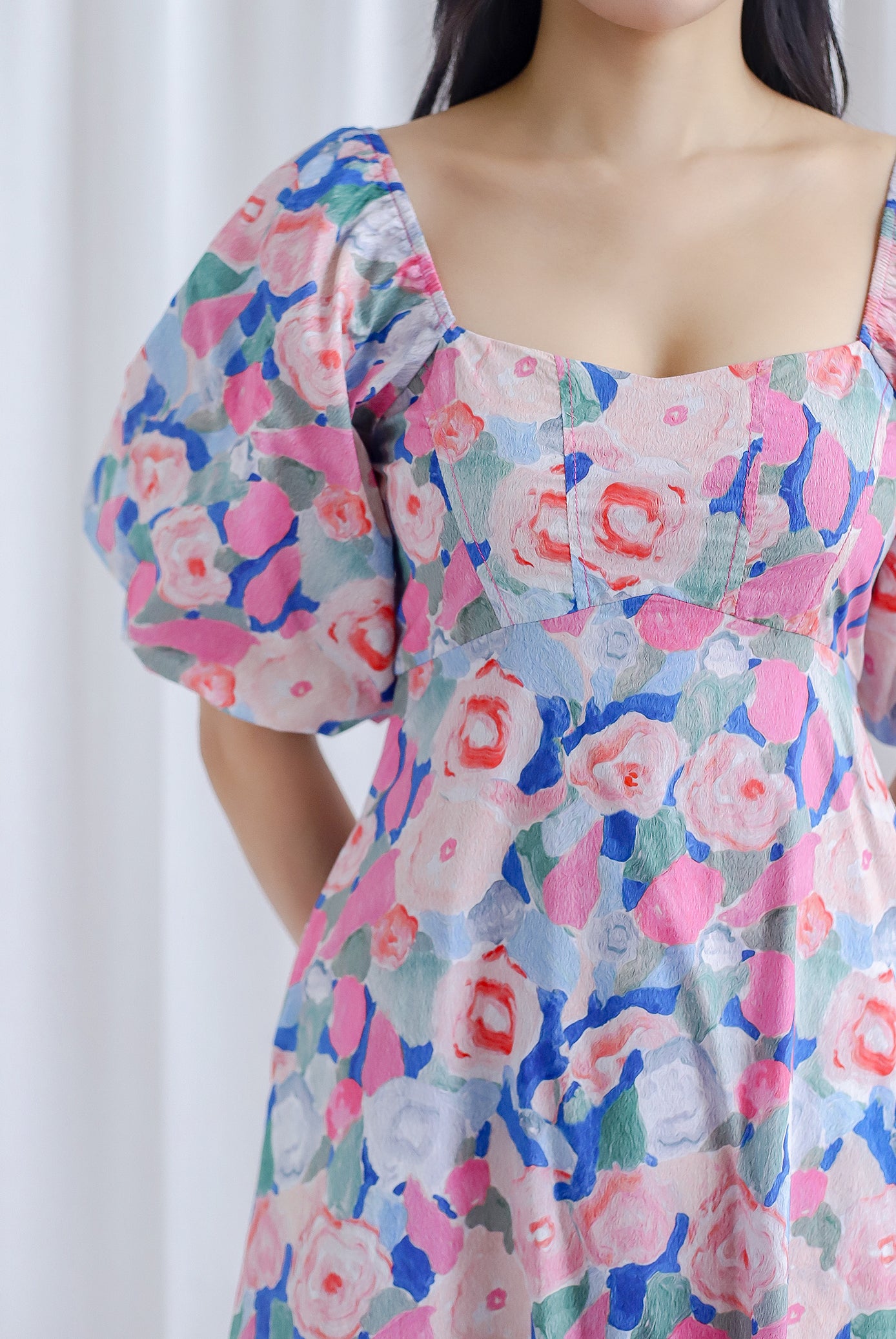 Ellie Puffy Sleeve Seam Bustier Midi Dress In Pink Floral