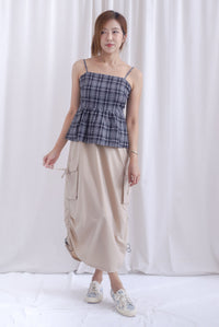 Elly Plaids Spag Peplum Top In Black