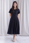 Elon Sleeved Pleat Midi Dress In Black