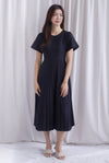 Elon Sleeved Pleat Midi Dress In Black
