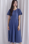 Elon Sleeved Pleat Midi Dress In Steel Blue