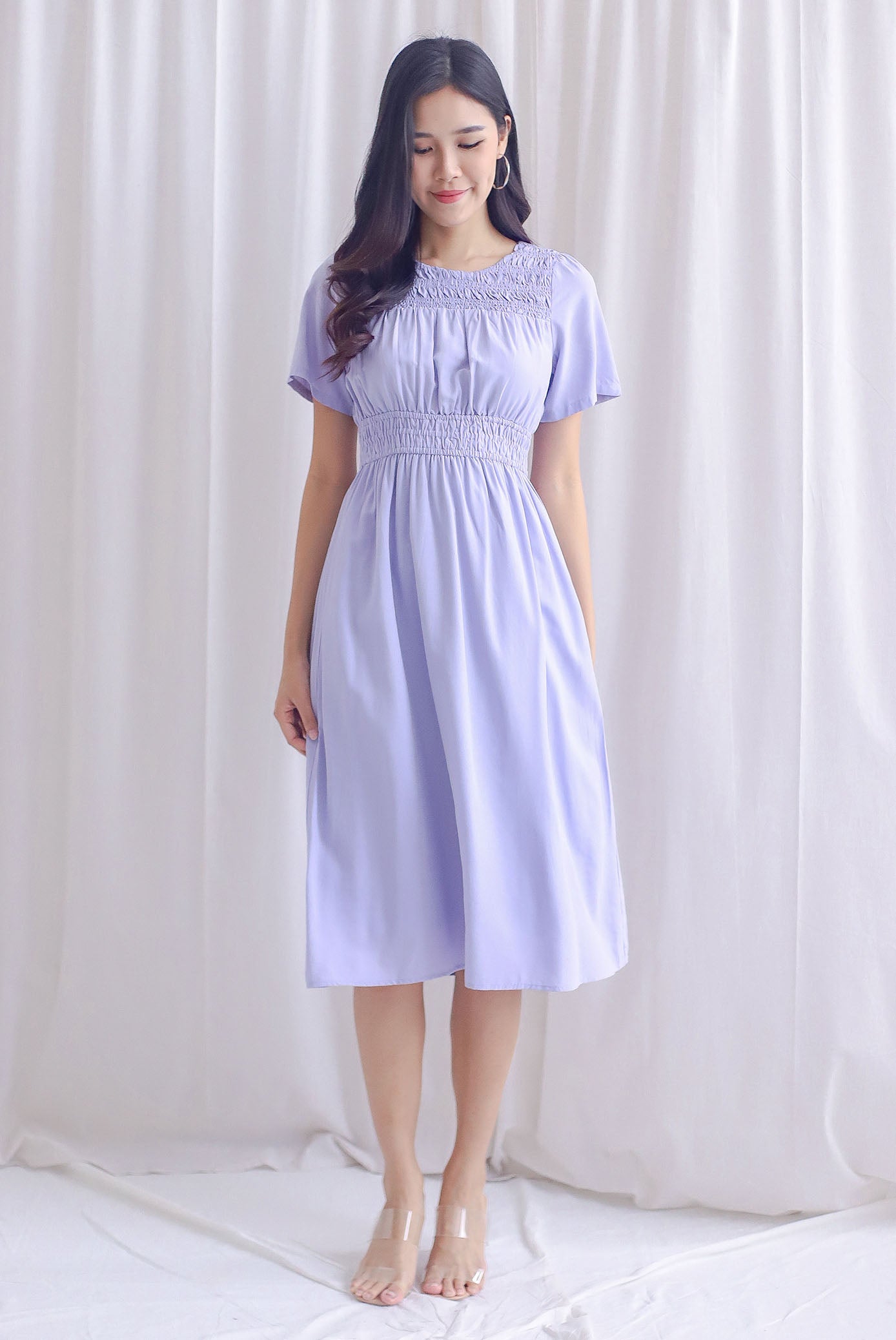 Elorie Flutter Sleeve Ruched Midi Dress In Lavender