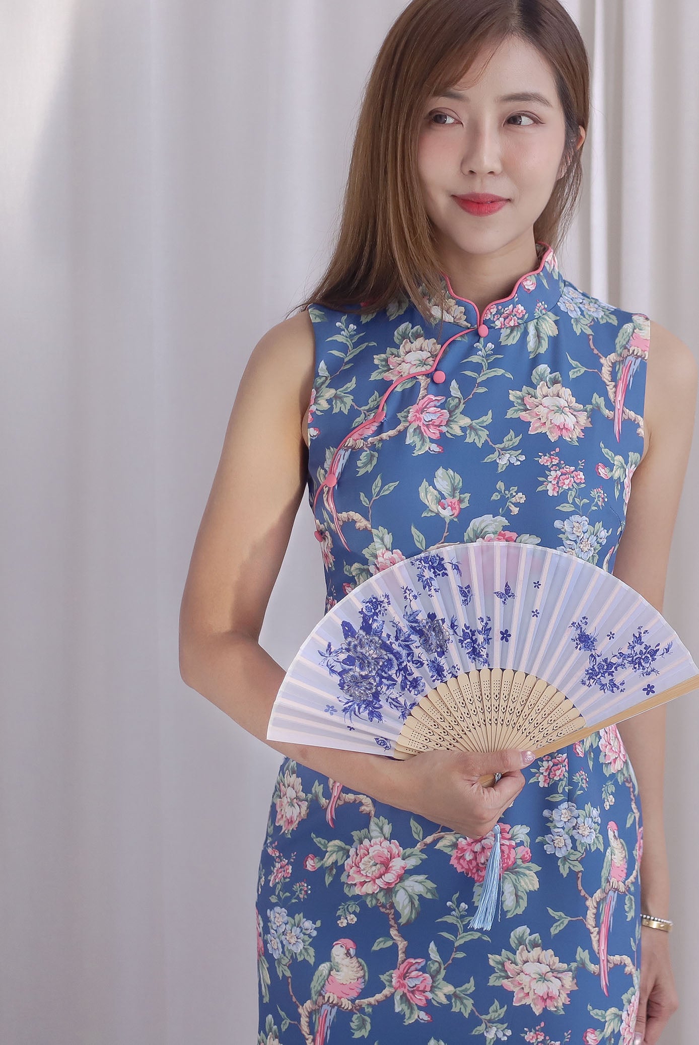 Emerald Floral Scallop Trim Memaid Cheong Sam Dress In Blue/Pink