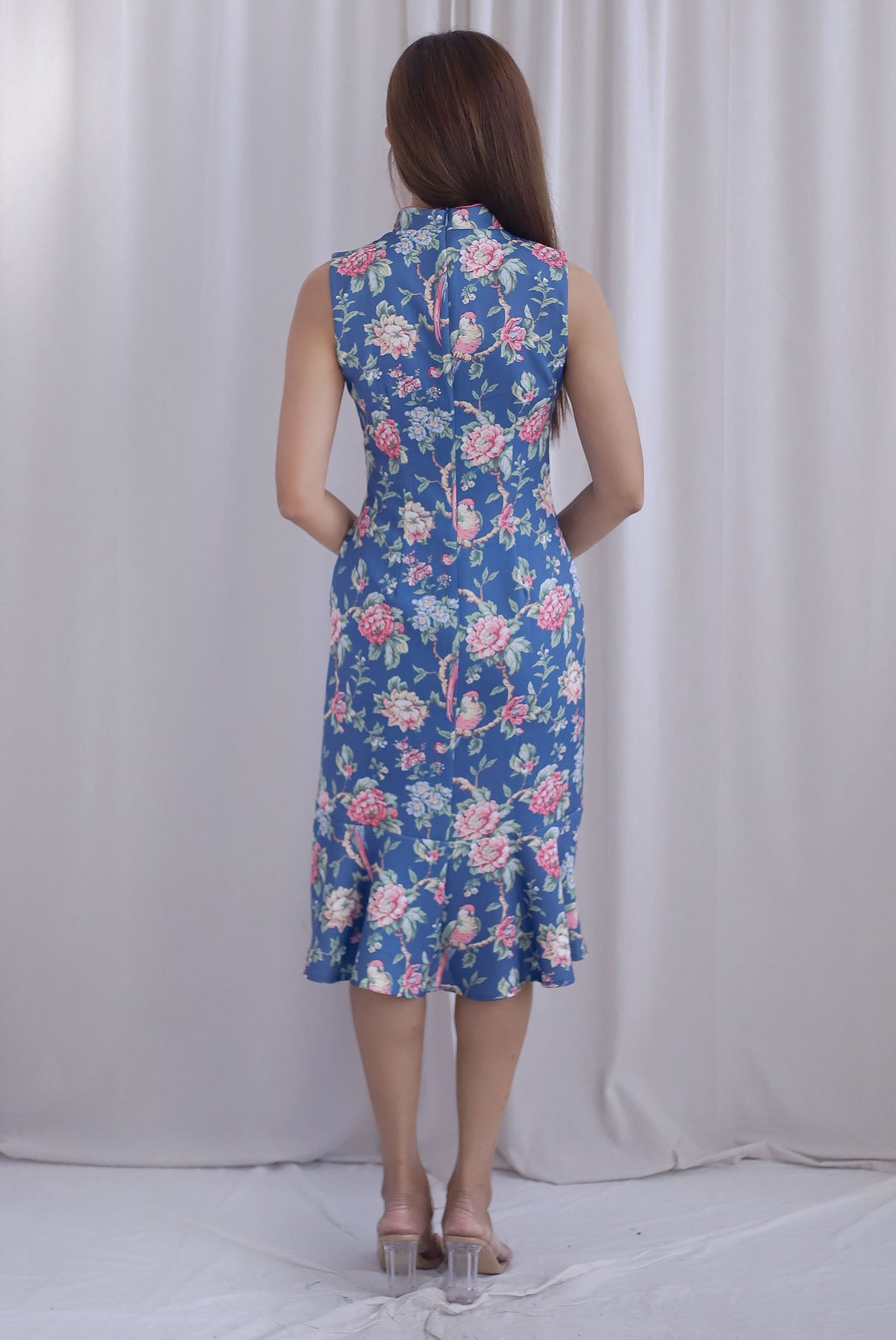 Emerald Floral Scallop Trim Memaid Cheong Sam Dress In Blue/Pink