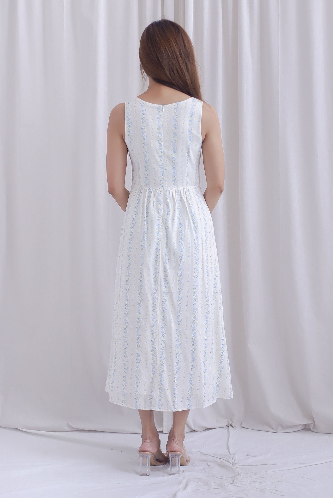Emilia Ruched Lattice Corset Sleeveless Midi Dress In Blue Floral