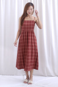Erica Plaids Spag Midi Dress In Rust Red