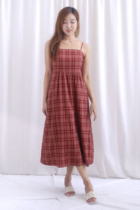 Erica Plaids Spag Midi Dress In Rust Red