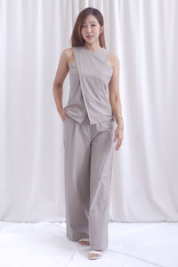 Estelle Cross Over Overlap Top In Taupe
