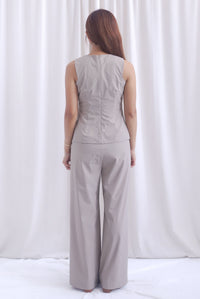 Estelle Cross Over Overlap Top In Taupe