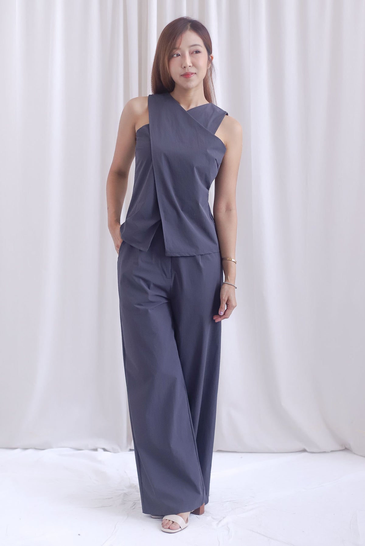 Estelle Pants In Charcoal Grey